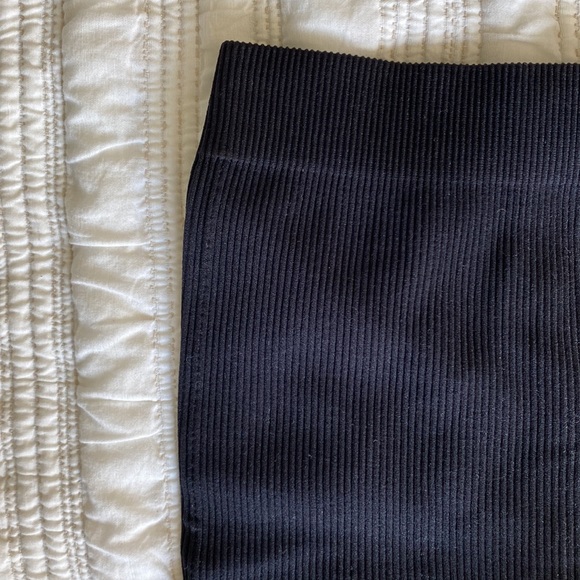 NWOT Love Tree Ribbed Bicycle Shorts - Picture 2 of 4